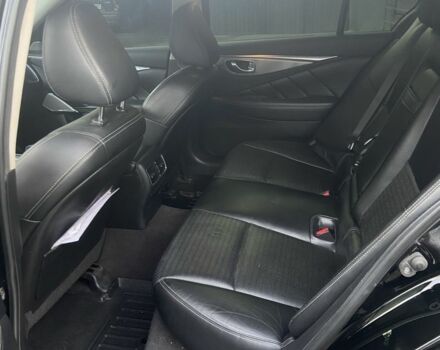 Чорний Інфініті Q50, об'ємом двигуна 3 л та пробігом 122 тис. км за 16999 $, фото 7 на Automoto.ua