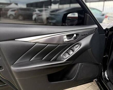 Черный Инфинити Q50, объемом двигателя 3.5 л и пробегом 149 тыс. км за 16999 $, фото 9 на Automoto.ua