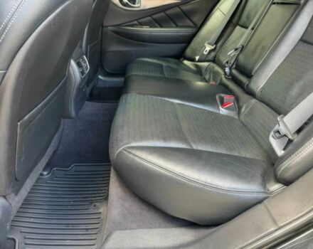 Чорний Інфініті Q50, об'ємом двигуна 3 л та пробігом 77 тис. км за 9000 $, фото 10 на Automoto.ua