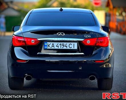 Черный Инфинити Q50, объемом двигателя 2 л и пробегом 190 тыс. км за 15000 $, фото 2 на Automoto.ua