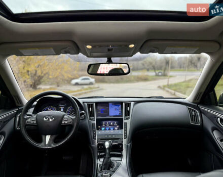 Черный Инфинити Q50, объемом двигателя 3 л и пробегом 155 тыс. км за 12000 $, фото 17 на Automoto.ua