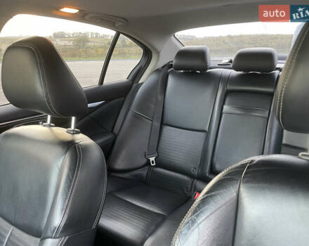 Черный Инфинити Q50, объемом двигателя 3 л и пробегом 155 тыс. км за 16699 $, фото 23 на Automoto.ua