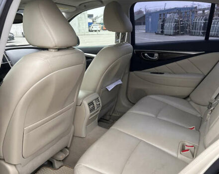 Черный Инфинити Q50, объемом двигателя 3 л и пробегом 110 тыс. км за 15500 $, фото 20 на Automoto.ua