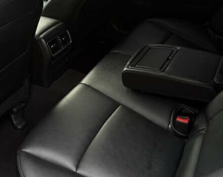 Черный Инфинити Q50, объемом двигателя 1.99 л и пробегом 150 тыс. км за 11499 $, фото 8 на Automoto.ua