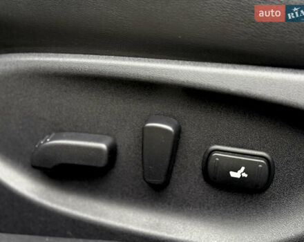 Черный Инфинити Q50, объемом двигателя 3 л и пробегом 155 тыс. км за 12000 $, фото 24 на Automoto.ua