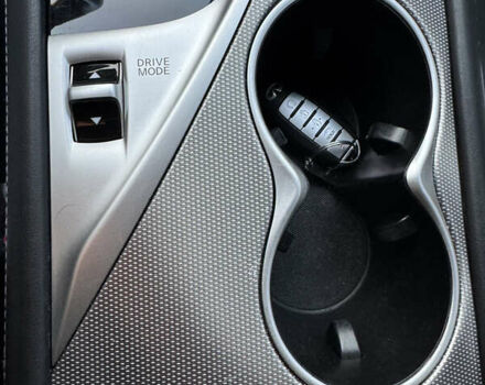 Чорний Інфініті Q50, об'ємом двигуна 3 л та пробігом 142 тис. км за 12500 $, фото 34 на Automoto.ua