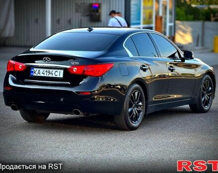 Черный Инфинити Q50, объемом двигателя 2 л и пробегом 190 тыс. км за 15000 $, фото 3 на Automoto.ua