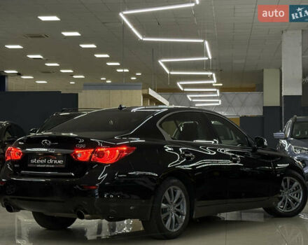 Черный Инфинити Q50, объемом двигателя 3 л и пробегом 137 тыс. км за 15499 $, фото 8 на Automoto.ua