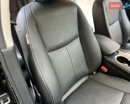 Черный Инфинити Q50, объемом двигателя 2 л и пробегом 53 тыс. км за 18900 $, фото 123 на Automoto.ua