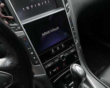 Черный Инфинити Q50, объемом двигателя 1.99 л и пробегом 150 тыс. км за 11499 $, фото 6 на Automoto.ua