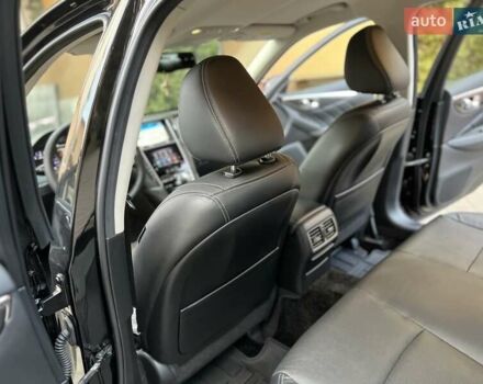 Черный Инфинити Q50, объемом двигателя 2 л и пробегом 53 тыс. км за 18900 $, фото 102 на Automoto.ua