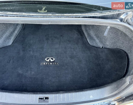 Чорний Інфініті Q50, об'ємом двигуна 3 л та пробігом 142 тис. км за 12500 $, фото 27 на Automoto.ua