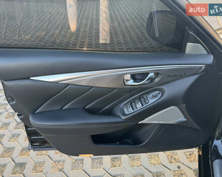 Чорний Інфініті Q50, об'ємом двигуна 3 л та пробігом 142 тис. км за 12500 $, фото 14 на Automoto.ua