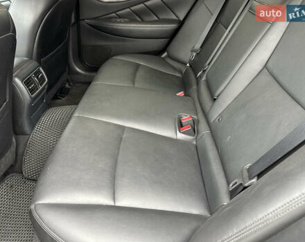 Черный Инфинити Q50, объемом двигателя 3 л и пробегом 80 тыс. км за 13300 $, фото 11 на Automoto.ua