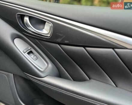 Черный Инфинити Q50, объемом двигателя 2 л и пробегом 53 тыс. км за 18900 $, фото 113 на Automoto.ua