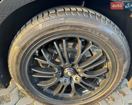 Чорний Інфініті Q50, об'ємом двигуна 3 л та пробігом 142 тис. км за 12500 $, фото 8 на Automoto.ua