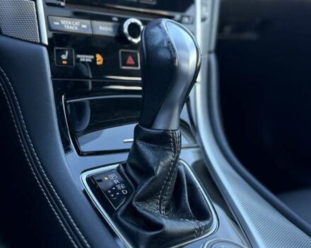 Черный Инфинити Q50, объемом двигателя 1.99 л и пробегом 140 тыс. км за 14500 $, фото 9 на Automoto.ua