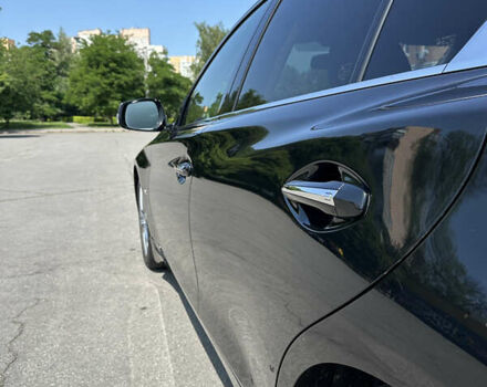 Чорний Інфініті Q50, об'ємом двигуна 1.99 л та пробігом 117 тис. км за 18000 $, фото 25 на Automoto.ua