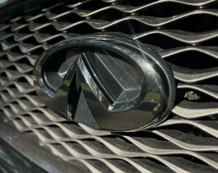 Черный Инфинити Q50, объемом двигателя 3 л и пробегом 73 тыс. км за 23000 $, фото 1 на Automoto.ua