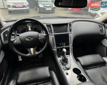 Черный Инфинити Q50, объемом двигателя 3 л и пробегом 100 тыс. км за 9999 $, фото 12 на Automoto.ua