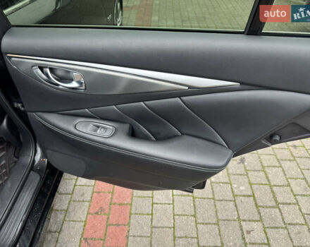 Черный Инфинити Q50, объемом двигателя 3 л и пробегом 100 тыс. км за 9200 $, фото 8 на Automoto.ua