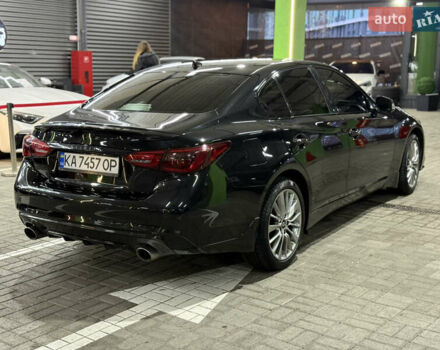 Черный Инфинити Q50, объемом двигателя 3 л и пробегом 64 тыс. км за 21500 $, фото 2 на Automoto.ua