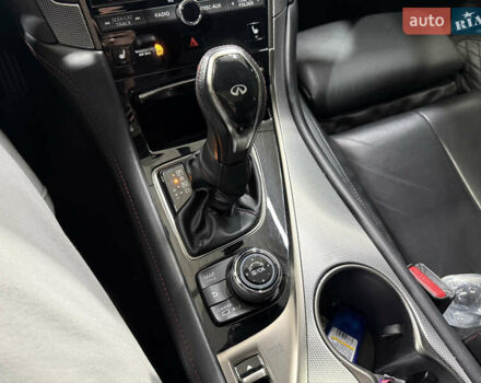 Черный Инфинити Q50, объемом двигателя 3 л и пробегом 64 тыс. км за 21500 $, фото 8 на Automoto.ua