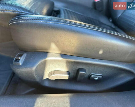 Черный Инфинити Q50, объемом двигателя 1.99 л и пробегом 90 тыс. км за 20000 $, фото 13 на Automoto.ua