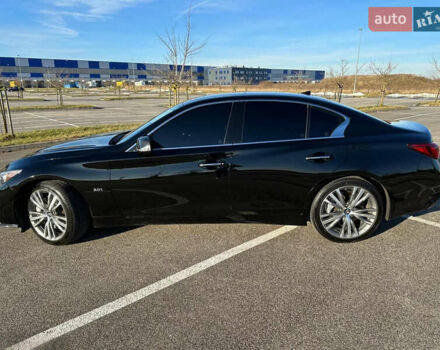 Черный Инфинити Q50, объемом двигателя 1.99 л и пробегом 90 тыс. км за 20000 $, фото 4 на Automoto.ua