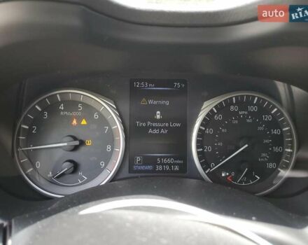 Черный Инфинити Q50, объемом двигателя 3 л и пробегом 80 тыс. км за 2900 $, фото 8 на Automoto.ua