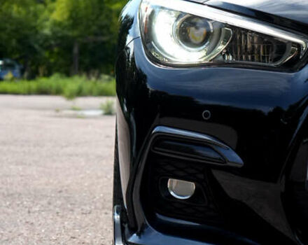 Чорний Інфініті Q50, об'ємом двигуна 3 л та пробігом 66 тис. км за 26500 $, фото 1 на Automoto.ua