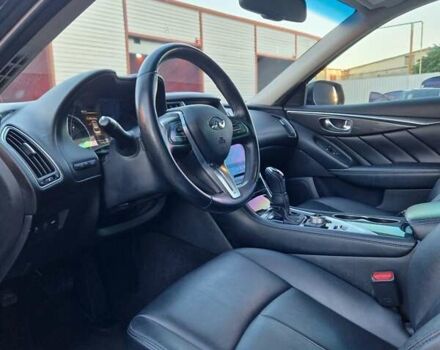 Черный Инфинити Q50, объемом двигателя 1.99 л и пробегом 115 тыс. км за 15000 $, фото 6 на Automoto.ua