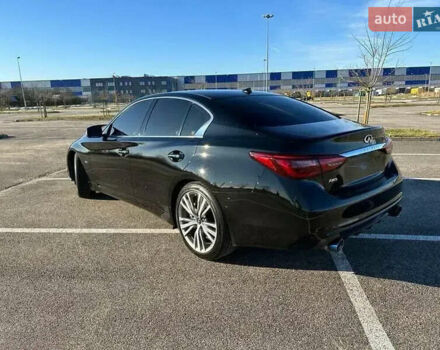 Черный Инфинити Q50, объемом двигателя 1.99 л и пробегом 90 тыс. км за 20000 $, фото 5 на Automoto.ua