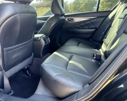 Черный Инфинити Q50, объемом двигателя 3 л и пробегом 40 тыс. км за 7700 $, фото 11 на Automoto.ua