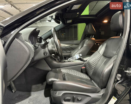 Черный Инфинити Q50, объемом двигателя 3 л и пробегом 64 тыс. км за 21500 $, фото 4 на Automoto.ua