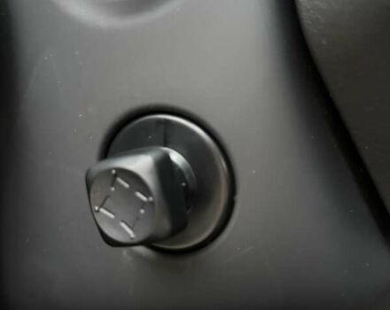 Чорний Інфініті Q50, об'ємом двигуна 1.99 л та пробігом 38 тис. км за 20950 $, фото 50 на Automoto.ua