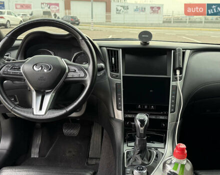 Чорний Інфініті Q50, об'ємом двигуна 3 л та пробігом 115 тис. км за 22000 $, фото 15 на Automoto.ua