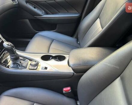 Черный Инфинити Q50, объемом двигателя 3 л и пробегом 84 тыс. км за 17200 $, фото 8 на Automoto.ua