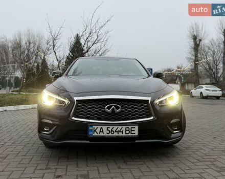 Черный Инфинити Q50, объемом двигателя 1.99 л и пробегом 38 тыс. км за 21500 $, фото 1 на Automoto.ua