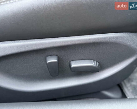 Черный Инфинити Q50, объемом двигателя 1.99 л и пробегом 38 тыс. км за 21500 $, фото 52 на Automoto.ua