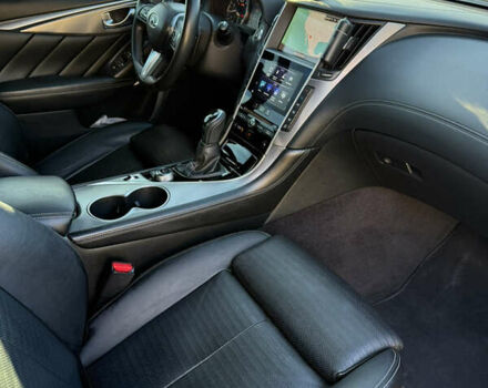 Черный Инфинити Q50, объемом двигателя 3 л и пробегом 114 тыс. км за 23700 $, фото 7 на Automoto.ua