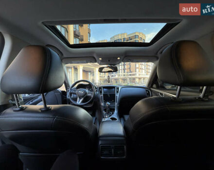 Чорний Інфініті Q50, об'ємом двигуна 3 л та пробігом 82 тис. км за 23000 $, фото 28 на Automoto.ua