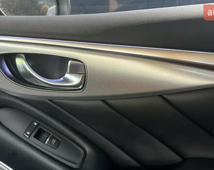 Черный Инфинити Q50, объемом двигателя 3 л и пробегом 55 тыс. км за 26750 $, фото 11 на Automoto.ua