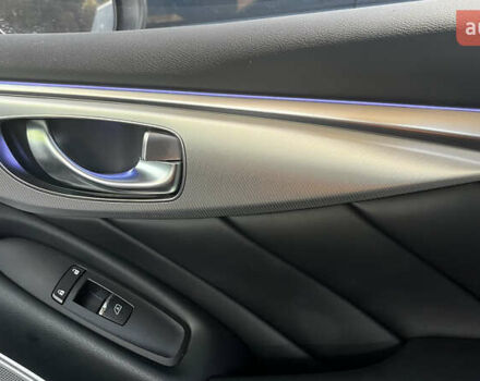 Черный Инфинити Q50, объемом двигателя 3 л и пробегом 55 тыс. км за 26750 $, фото 15 на Automoto.ua