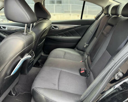 Черный Инфинити Q50, объемом двигателя 1.99 л и пробегом 66 тыс. км за 20000 $, фото 9 на Automoto.ua