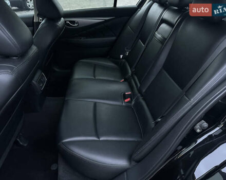 Чорний Інфініті Q50, об'ємом двигуна 3 л та пробігом 105 тис. км за 19700 $, фото 25 на Automoto.ua