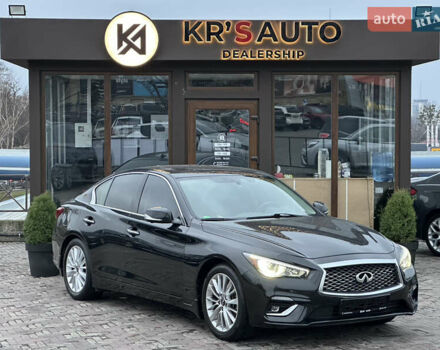 Чорний Інфініті Q50, об'ємом двигуна 3 л та пробігом 105 тис. км за 19700 $, фото 4 на Automoto.ua