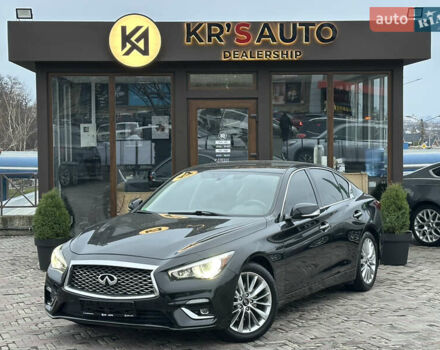 Чорний Інфініті Q50, об'ємом двигуна 3 л та пробігом 105 тис. км за 19700 $, фото 1 на Automoto.ua