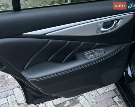Чорний Інфініті Q50, об'ємом двигуна 3 л та пробігом 105 тис. км за 19700 $, фото 24 на Automoto.ua