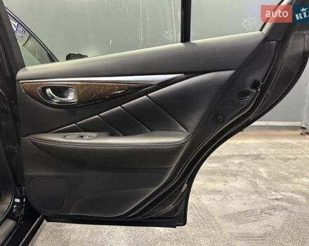 Черный Инфинити Q50, объемом двигателя 1.99 л и пробегом 69 тыс. км за 25500 $, фото 32 на Automoto.ua